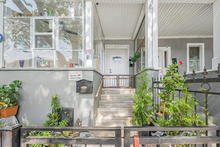 10631 156th Street, Jamaica, NY 11433 - Image #2