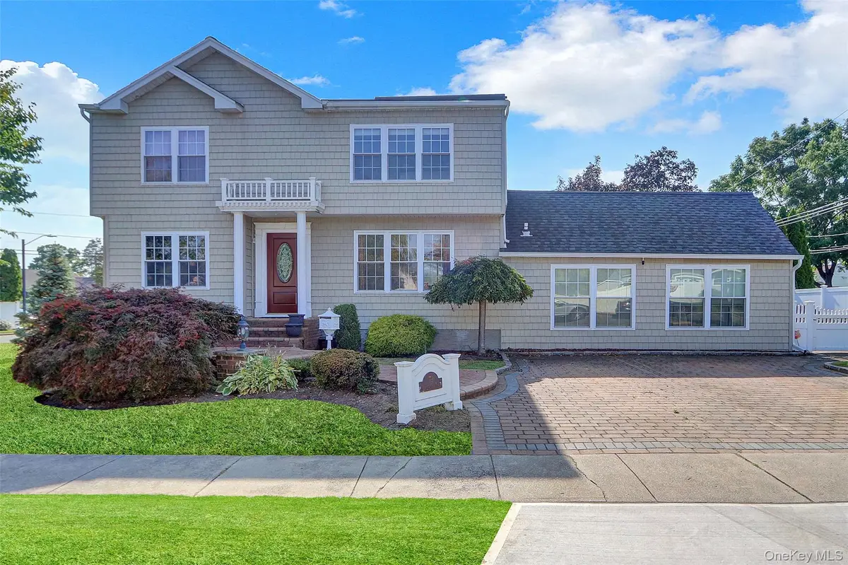 72 N Fordham Road, Hicksville, NY 11801 - Image #1