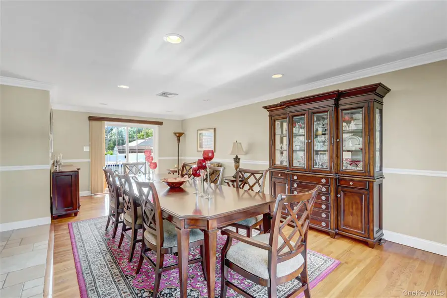 72 N Fordham Road, Hicksville, NY 11801 - Image #3