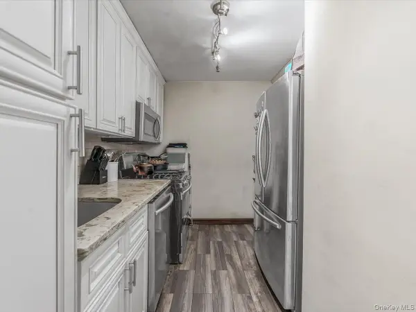 94-31 59 Avenue #6C, Elmhurst, NY 11373