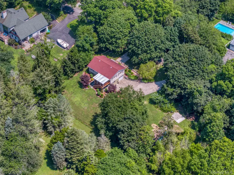 685 Greenway W, Orient, NY 11957 - Image #2