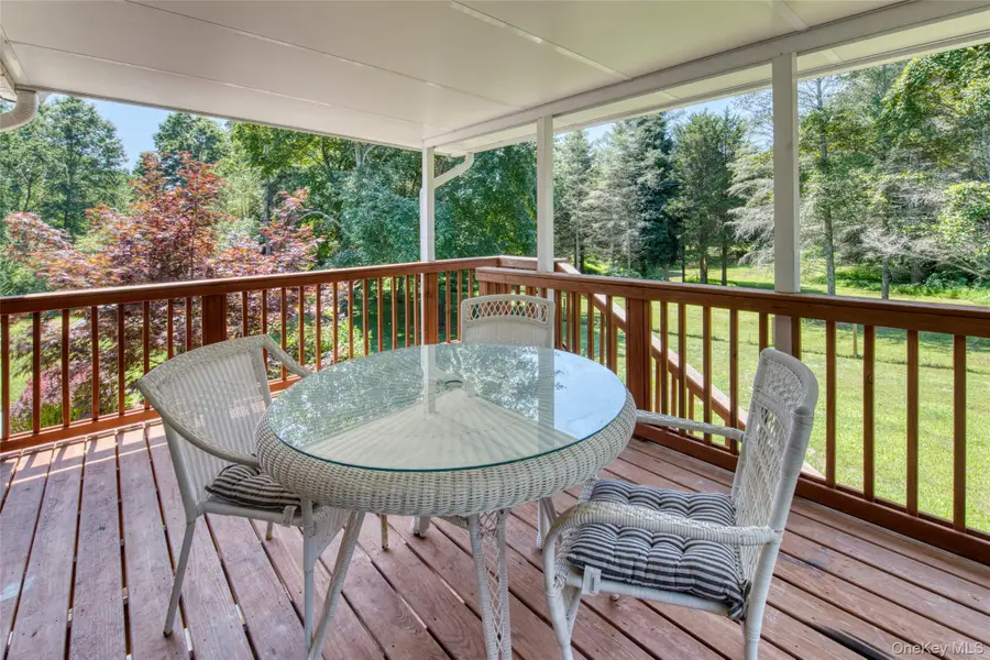 685 Greenway W, Orient, NY 11957 - Image #3