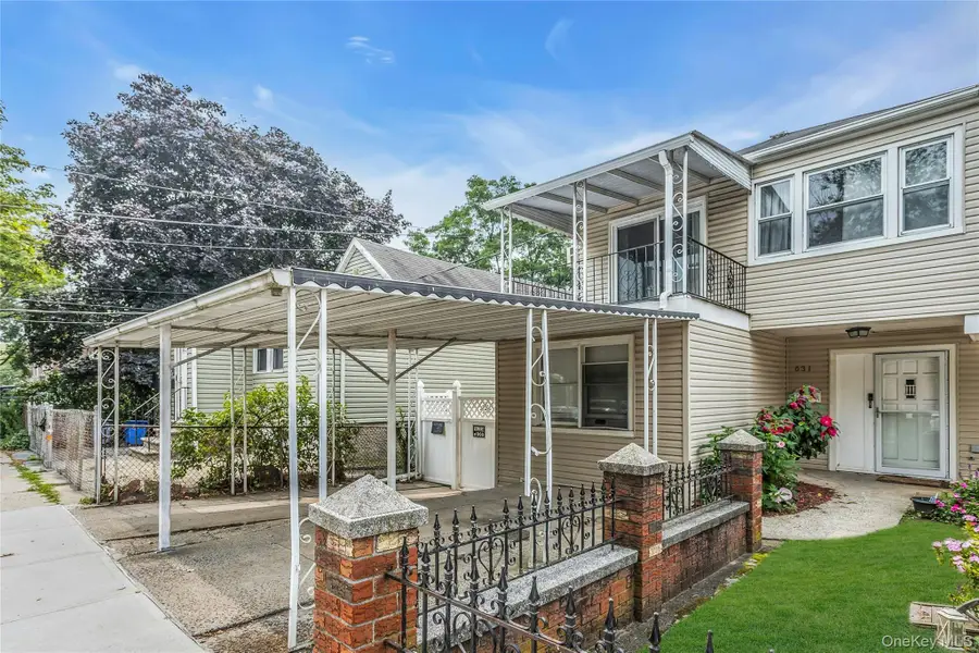 631 Hollywood Avenue, Bronx, NY 10465 - Image #3