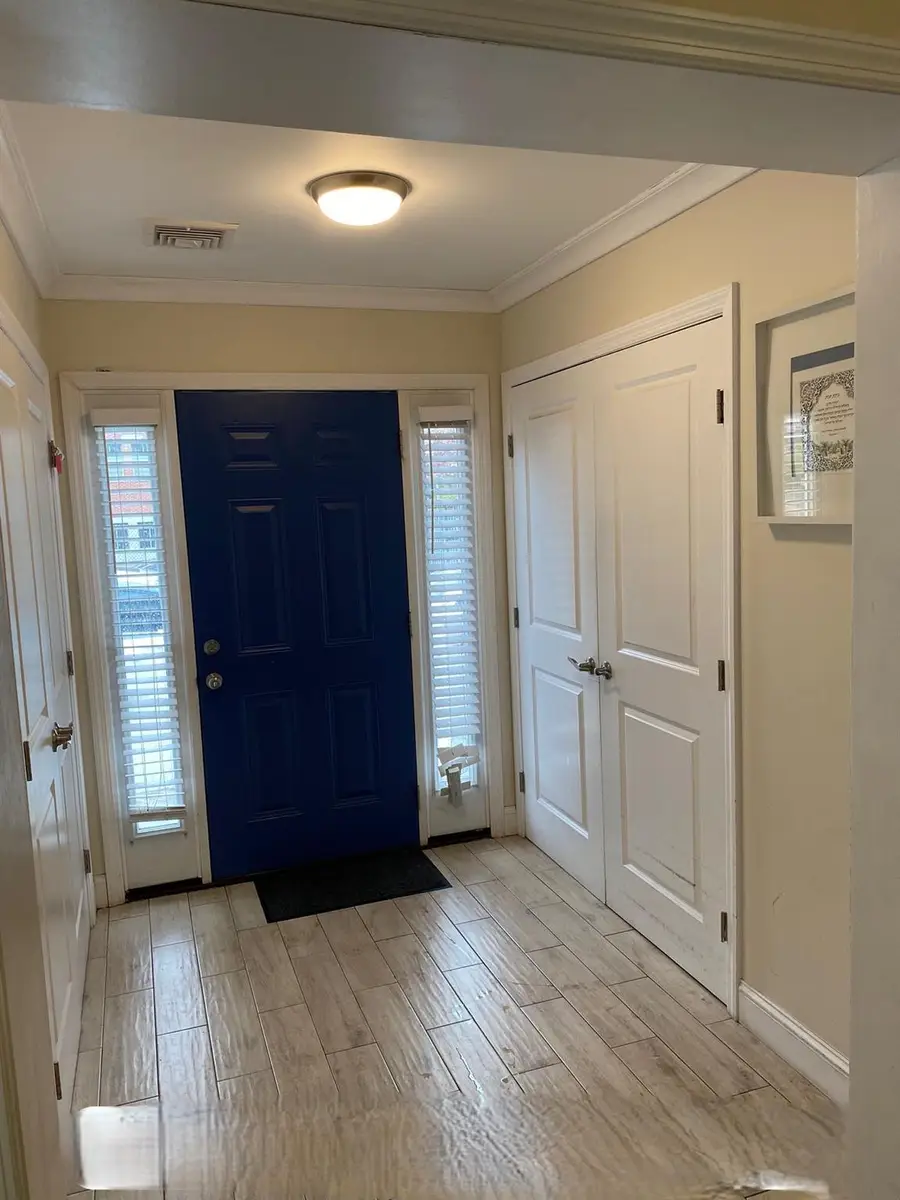 1292 Augustina Avenue, Far Rockaway, NY 11691 - Image #2