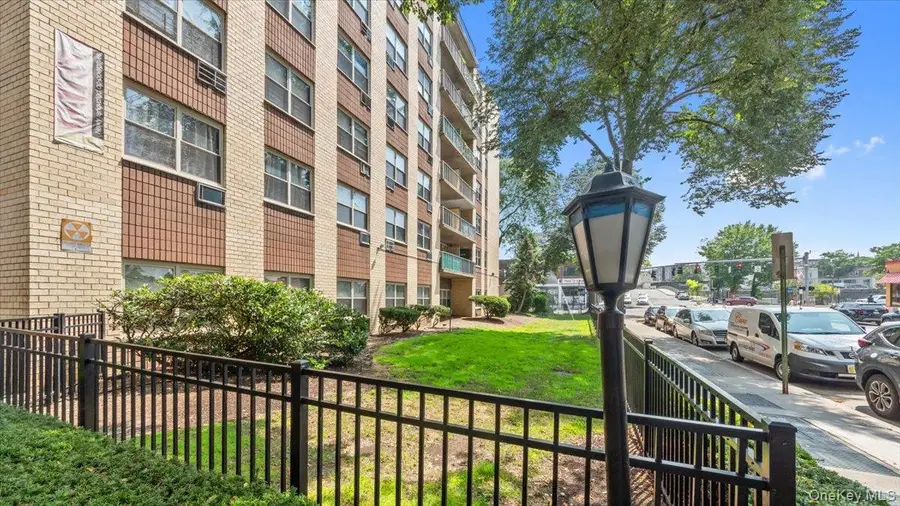 11 Park Avenue #3X, Mount Vernon, NY 10550 - Image #3