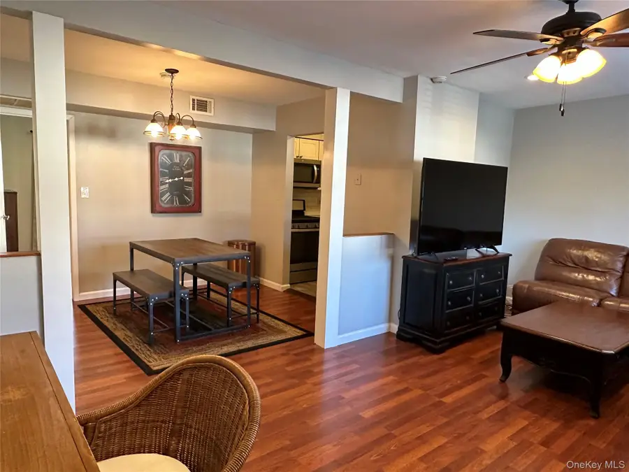 94 Bailey Court #94, Middle Island, NY 11953 - Image #3