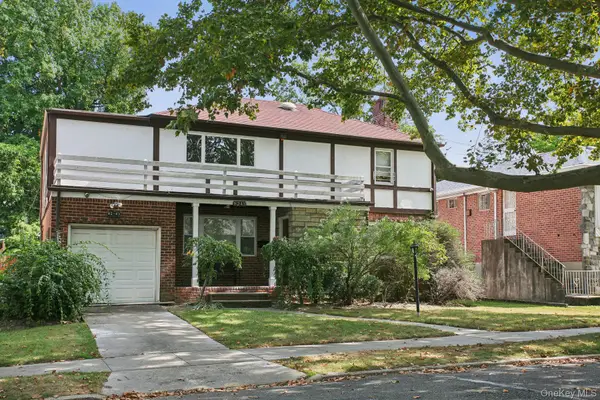 82-43 213th Street, Hollis Hills, NY 11427