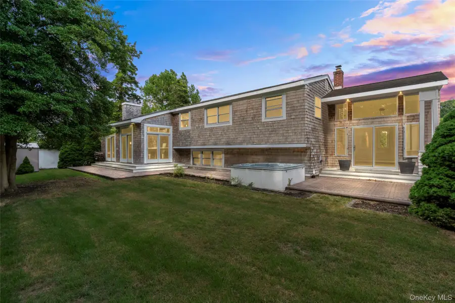 324 Durkee Lane, East Patchogue, NY 11772 - Image #2