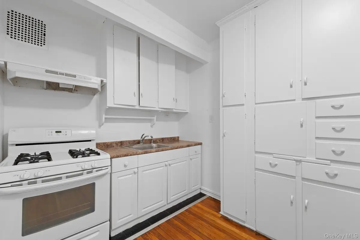 44-10 Ketcham St. #3F, Elmhurst, NY 11373 - Image #1