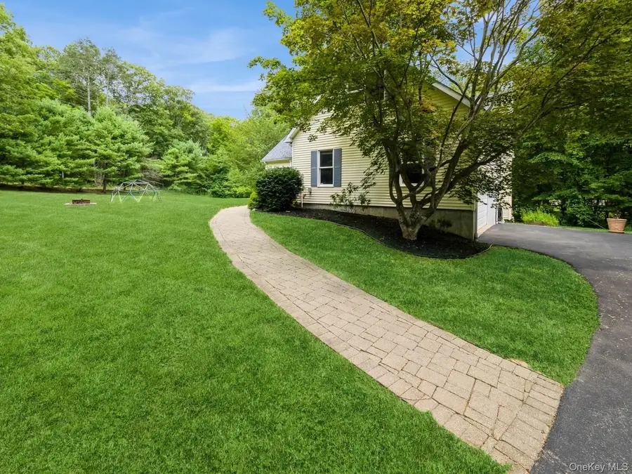 314 Dennytown Road, Putnam Valley, NY 10579 - Image #2