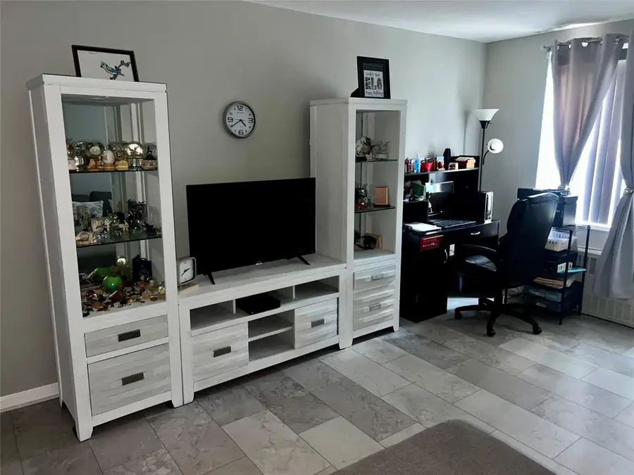 709 Warburton Avenue #7H, Yonkers, NY 10701 - #2