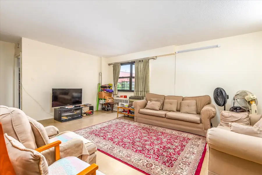 39-60 54th Street #6H, Woodside, NY 11377 - Image #3