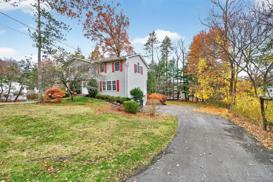 6 Sayer Road, Washingtonville, NY 10992 - Image #2
