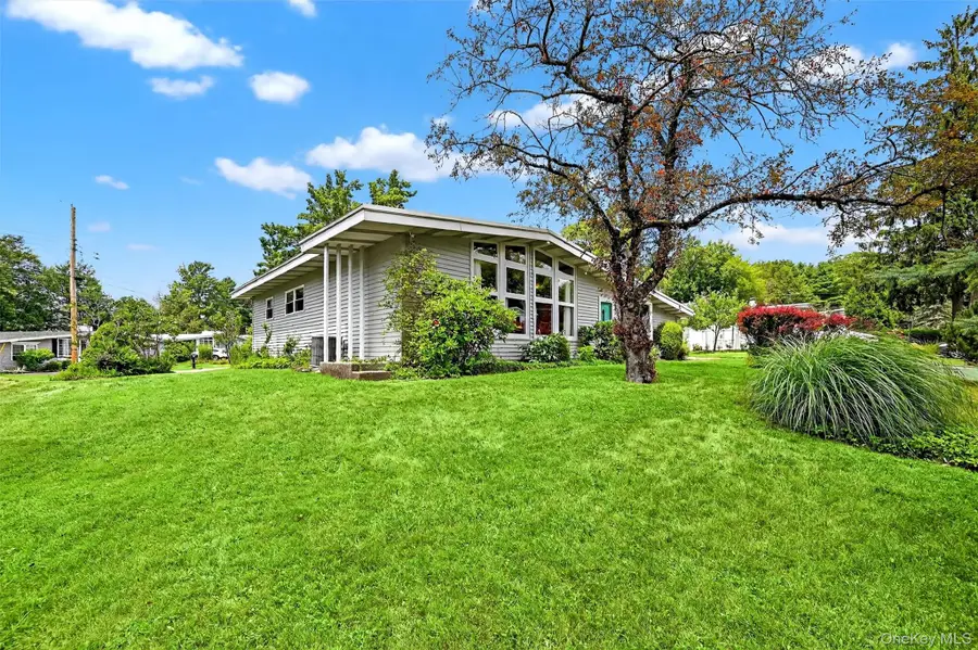 25 Crescent View, Rock Hill, NY 12775 - Image #2