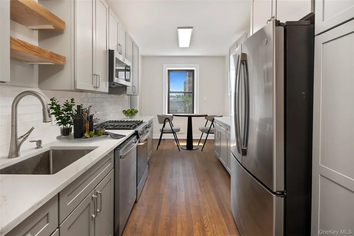 5 Franklin Avenue #4R, White Plains, NY 10601 - Image #1