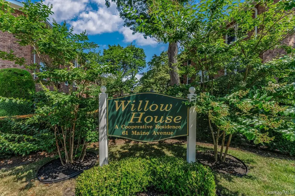 61 Maine Avenue #F6, Rockville Centre, NY 11570 - Image #1