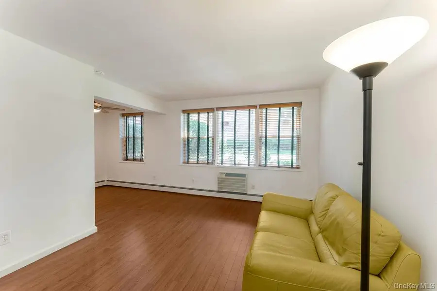 61 Maine Avenue #F6, Rockville Centre, NY 11570 - Image #3