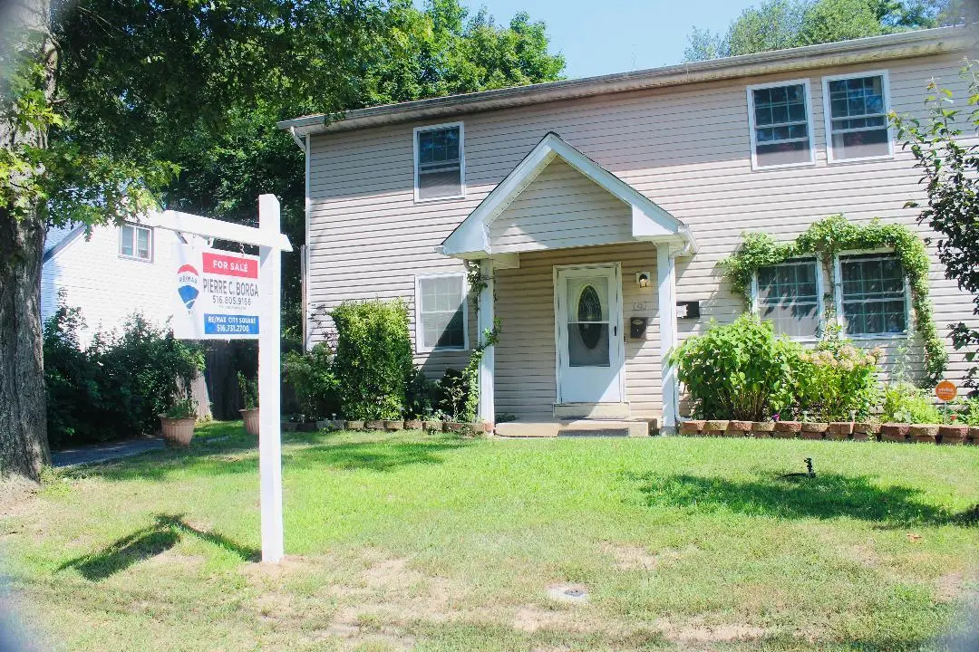 193 Parkway Boulevard, Wyandanch, NY 11798 - Image #1