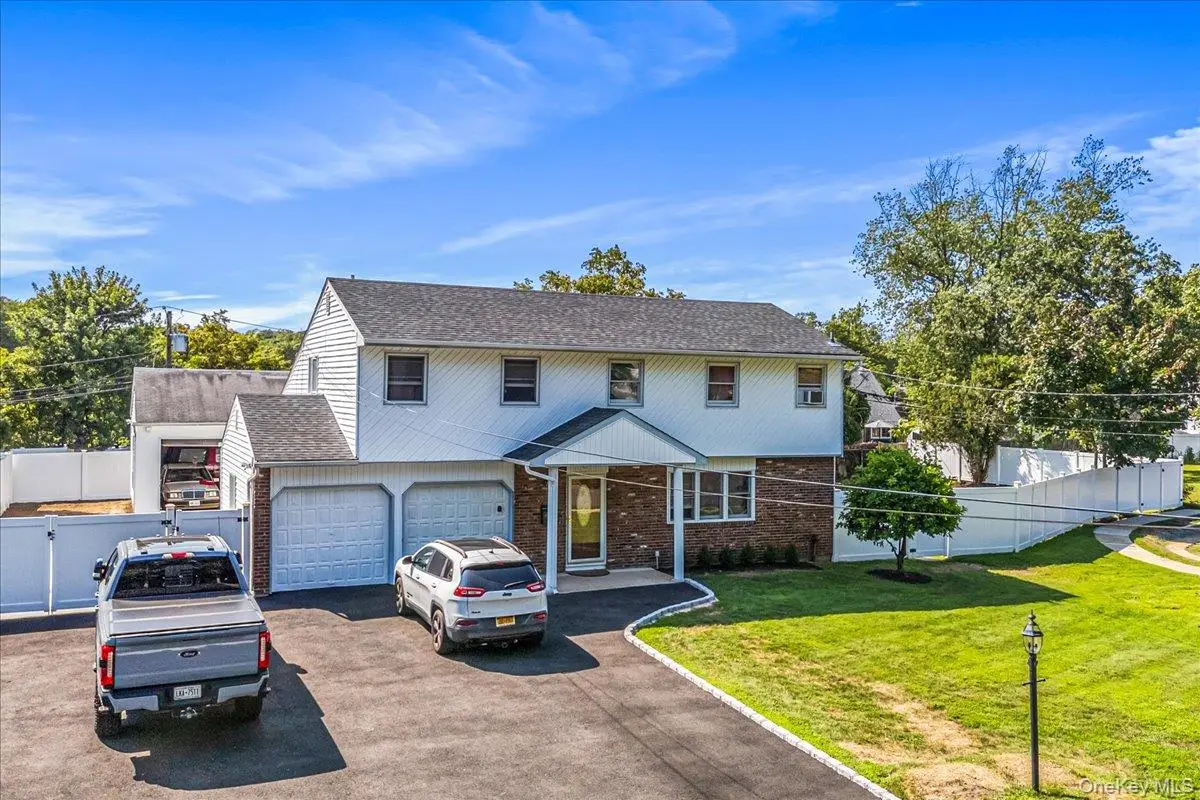 61 Andover Drive, Deer Park, NY 11729 - Image #1