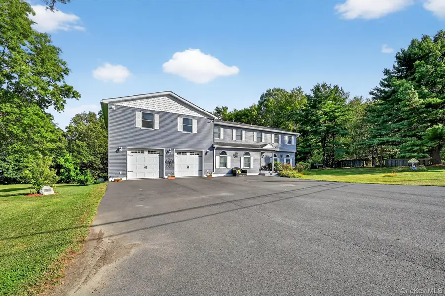 334 Greeves Road, New Hampton, NY 10958 - Image #2