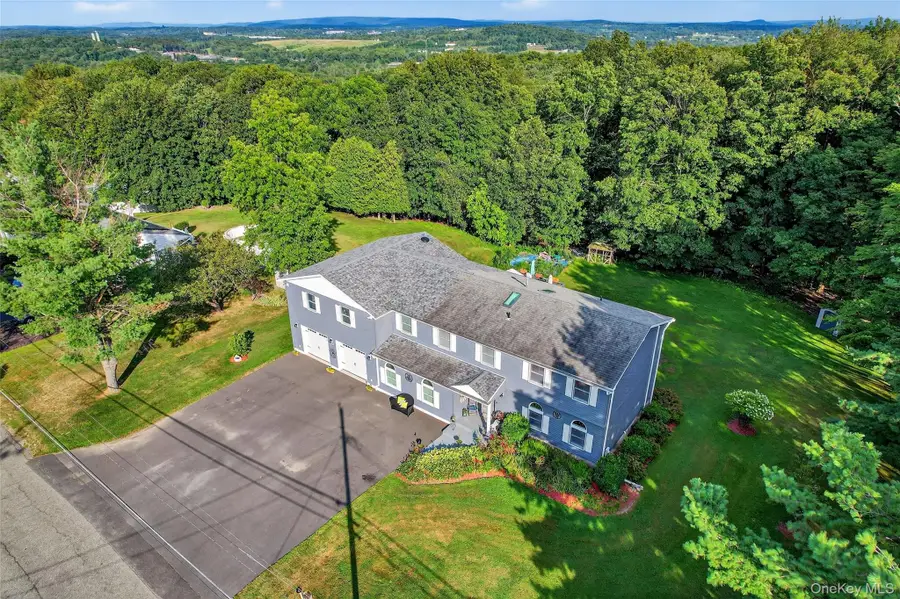 334 Greeves Road, New Hampton, NY 10958 - Image #3