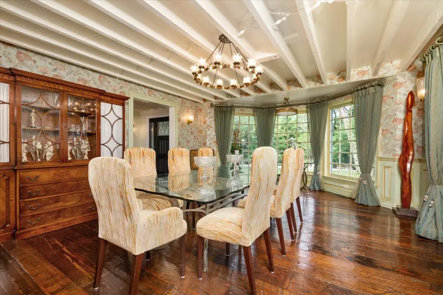 4 Clock Tower Lane, Old Westbury, NY 11568 - Image #3