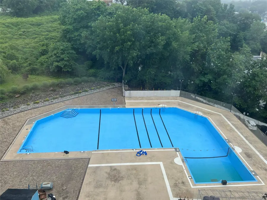 1853 Central Park Avenue #10C, Yonkers, NY 10710 - Image #2