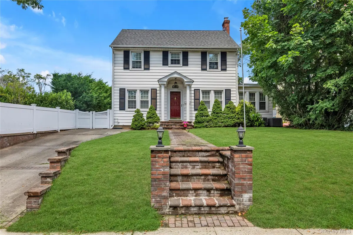 473 Lakeview Avenue, Rockville Centre, NY 11570 - Image #1