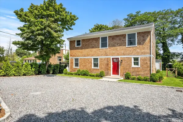 647 Montauk Highway, East Quogue, NY 11942