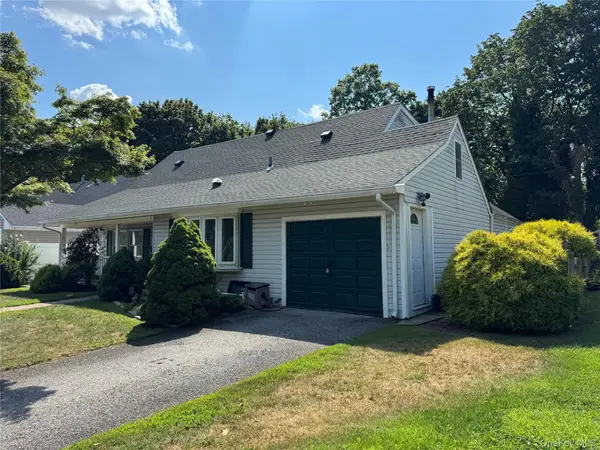 332 Jamaica Boulevard, Carle Place, NY 11514