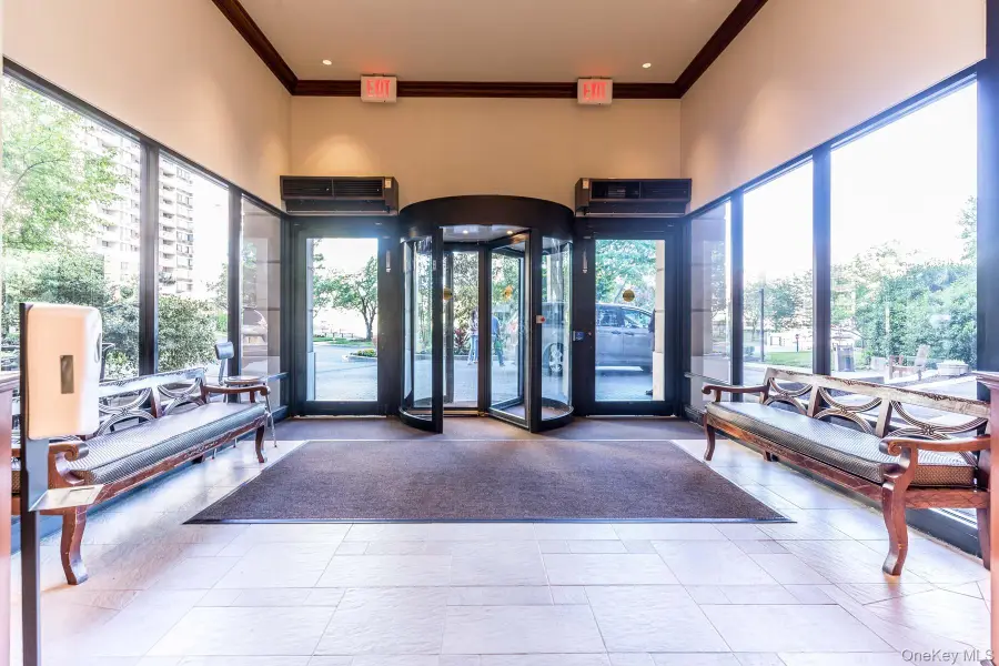 1 Bay Club Drive #8J, Bayside, NY 11360 - Image #2