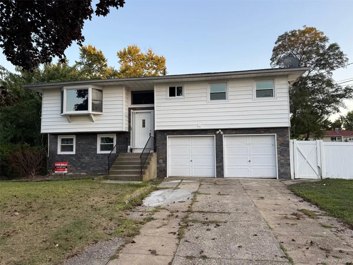 160 Van Street, Brentwood, NY 11717 - Image #1