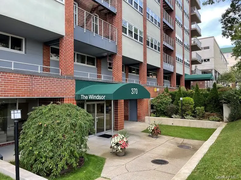 370 Westchester Avenue #7P, Port Chester, NY 10573 - Image #1