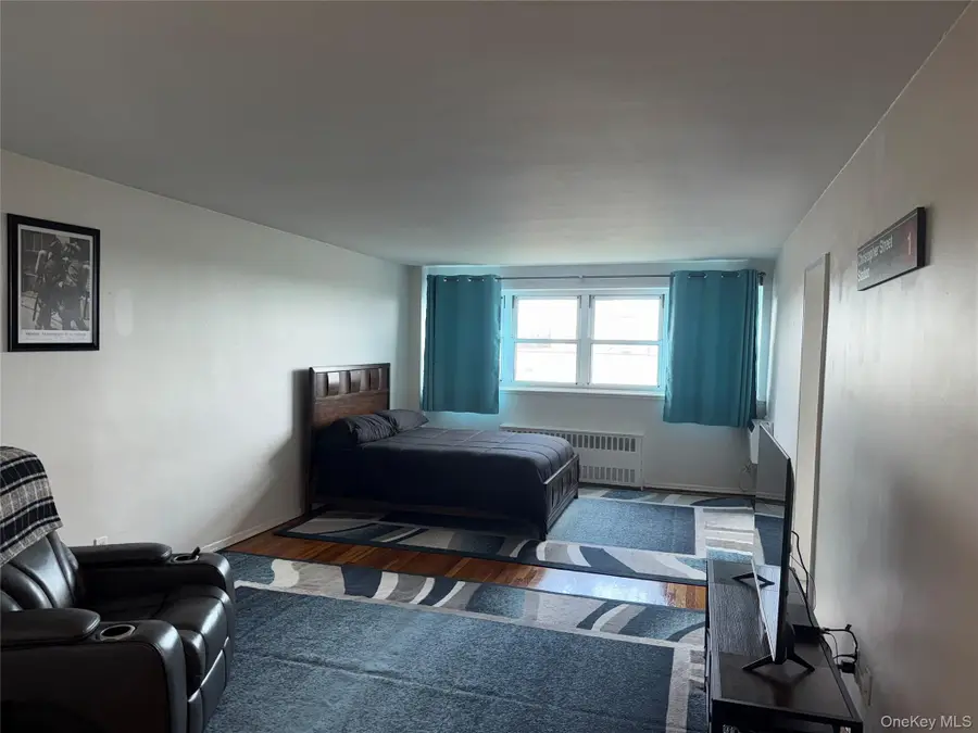 370 Westchester Avenue #7P, Port Chester, NY 10573 - Image #3