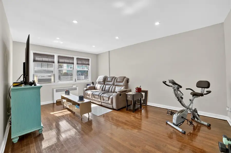 43 Columbus Avenue #1B, West Harrison, NY 10604 - Image #3