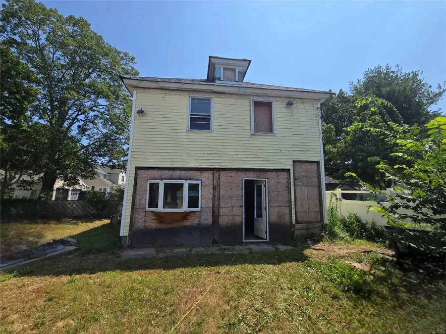 31 Union Ave, Patchogue, NY 11772 - Image #3