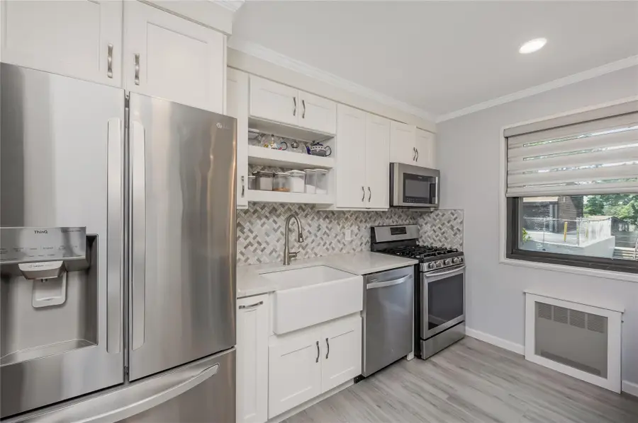 56-10 244 Street #1, Douglaston, NY 11362 - Image #3