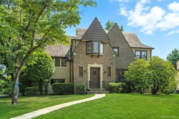 112 Bon Air Avenue, New Rochelle, NY 10804