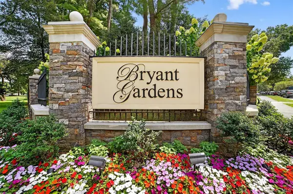 4 Bryant Crescent #2N, White Plains, NY 10605