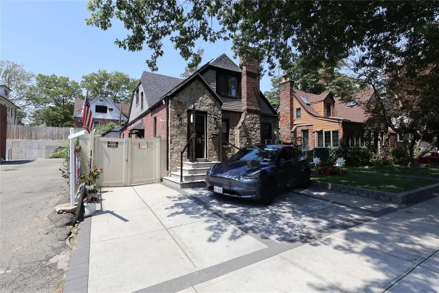 8684 188th Street, Jamaica, NY 11423 - Image #2