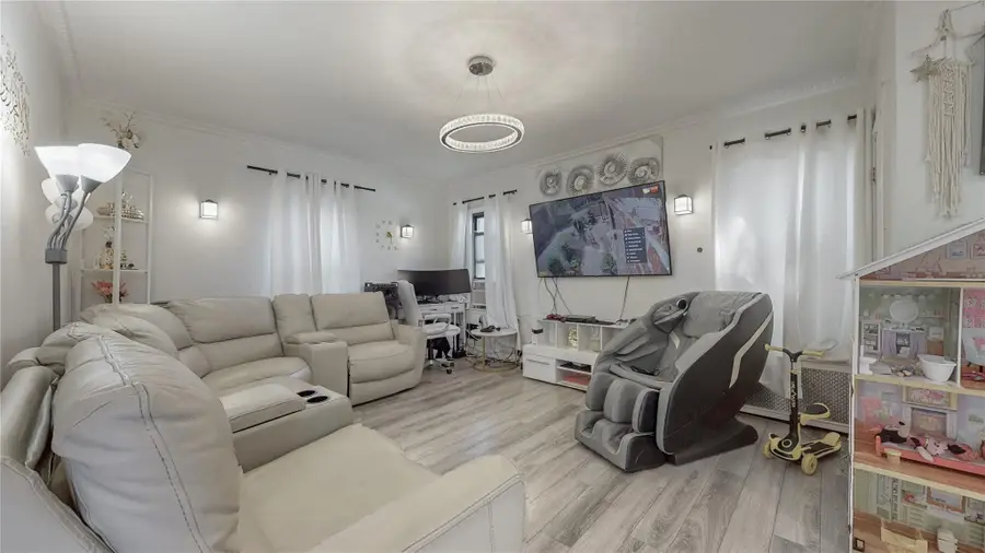 8684 188th Street, Jamaica, NY 11423 - Image #3