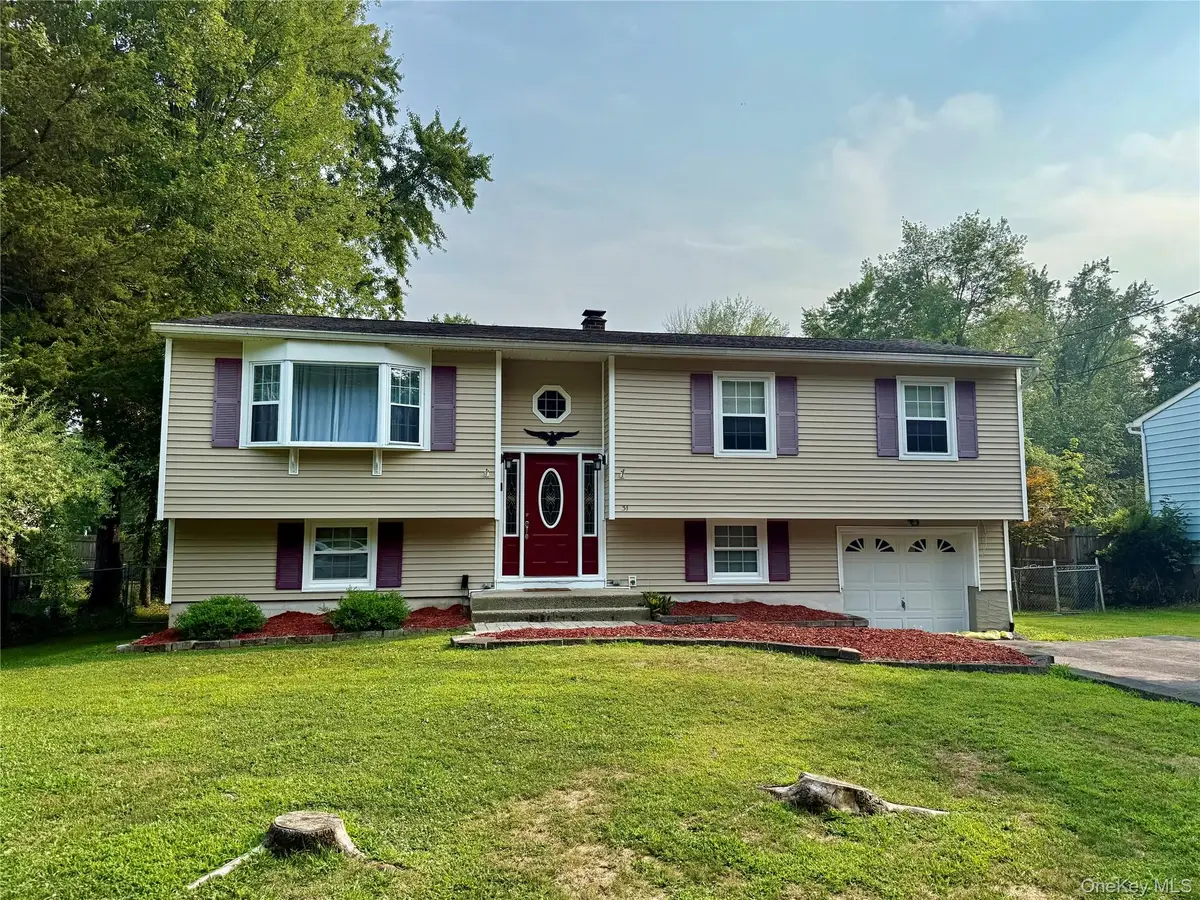 31 Donna Chrystie Lane, Walden, NY 12586 - Image #1