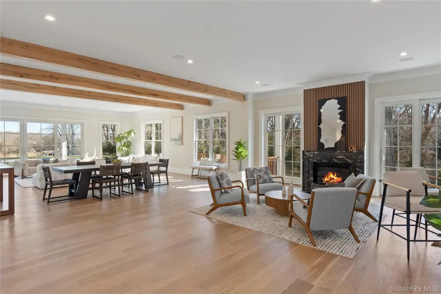 2590 Cox Neck Road, Mattituck, NY 11952 - Image #3