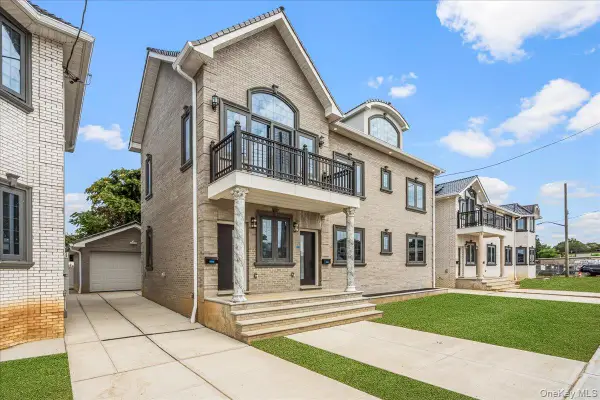 150-21 Hawtree Street, Ozone Park, NY 11417