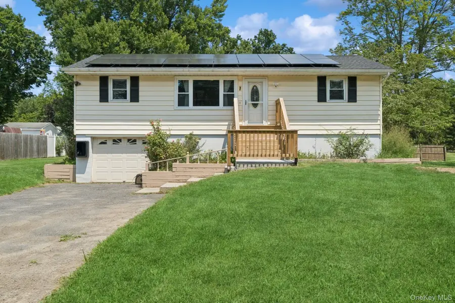 7 Bigert Drive, New Hampton, NY 10958 - Image #2