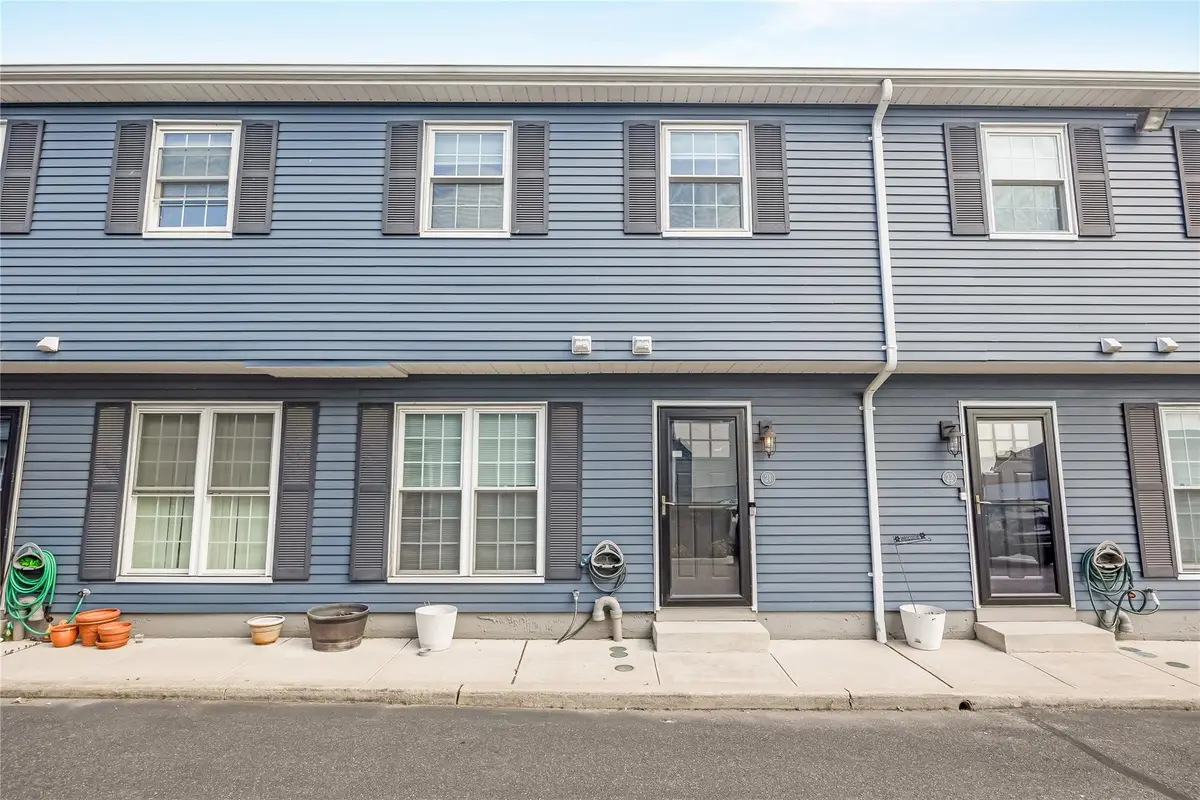 116 Westend Avenue #21, Freeport, NY 11520 - Image #1