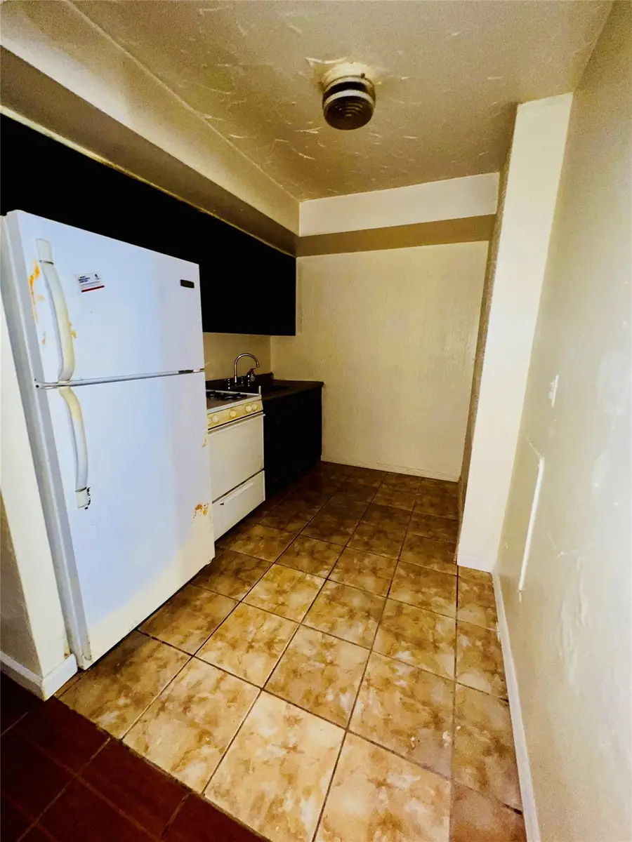 240-29 68th Avenue #14, Douglaston, NY 11362 - Image #3