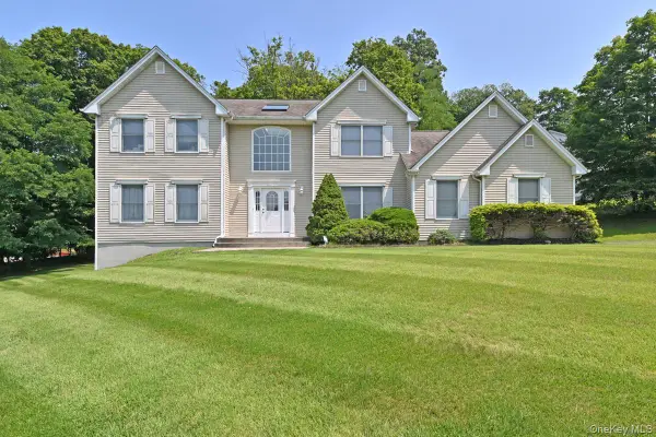 14 Roble Road, Suffern, NY 10901