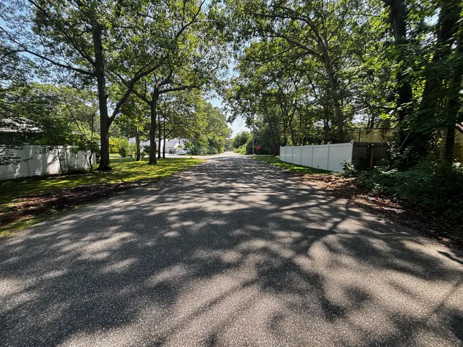 Holly Lane, Shirley, NY 11967 - Image #3