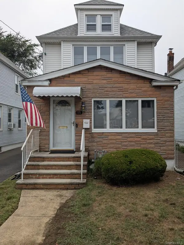 56 Fendale Street, Franklin Square, NY 11010